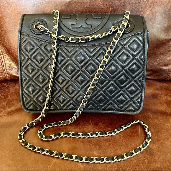 Tory Burch Leather Fleming Medium Shoulder Bag - Picture 3 of 15